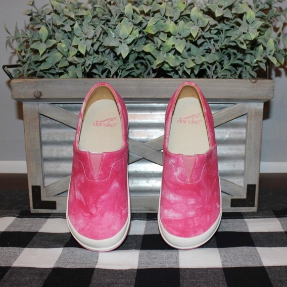 Dansko Shoes Nib Dansko Vesta Girls Pink Tie Dye Clogs Poshmark